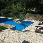 Pool Mansion Salonae Solin