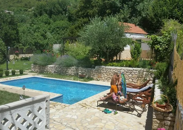 Pool Mansion Salonae Villa