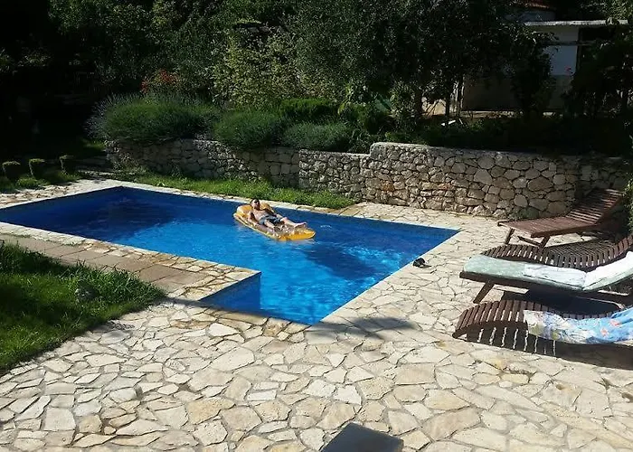 Pool Mansion Salonae Solin