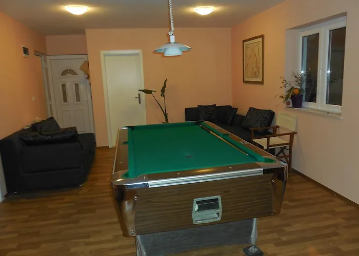 Pool Mansion Salonae * Solin